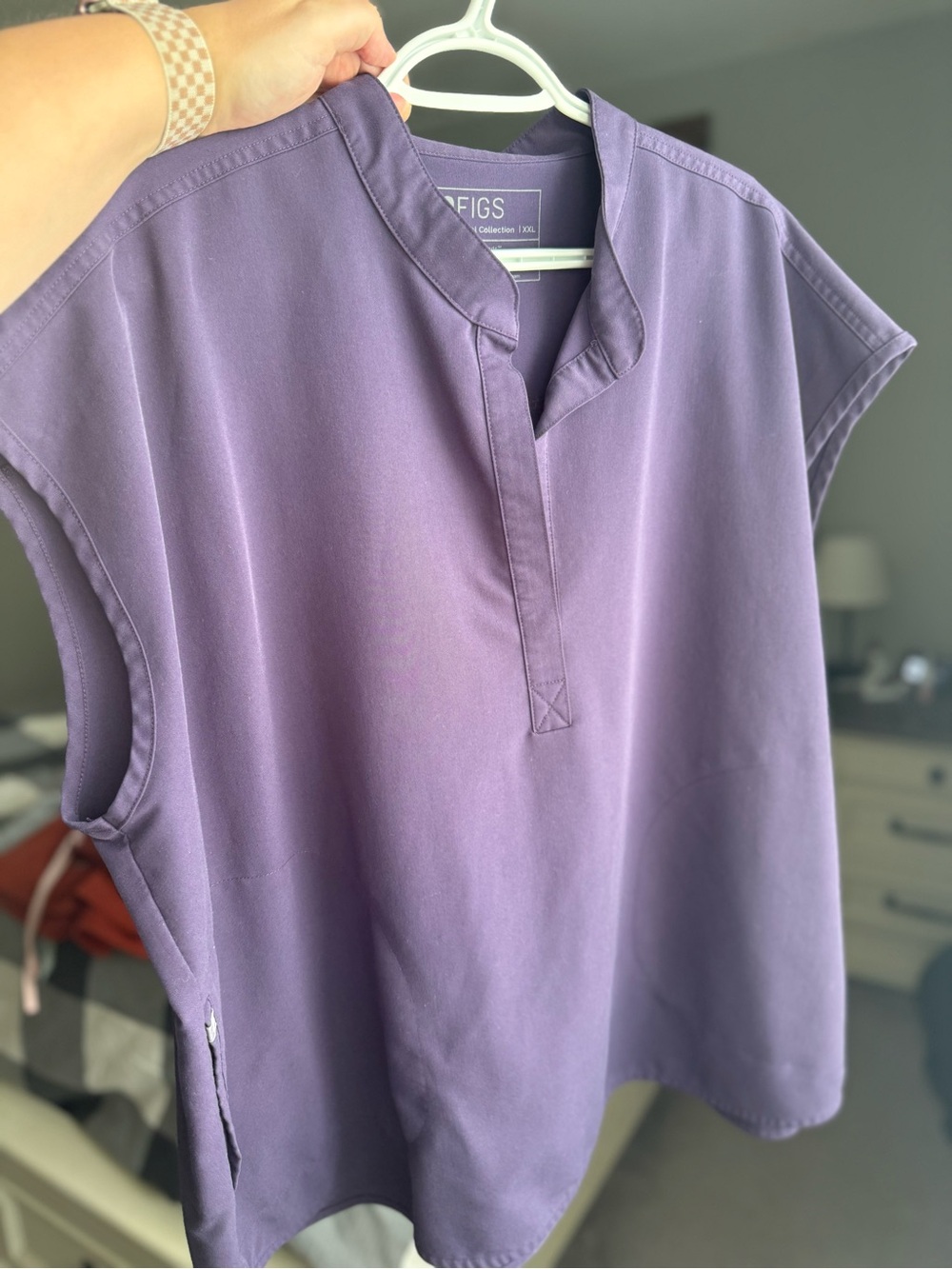 FIGS Women's Rafaela Scrub Top in Lavender Purple